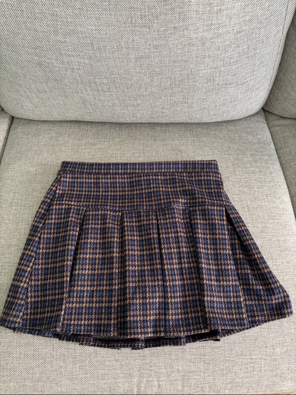 American Eagle Pleated Houndstooth Mini Skirt - Navy & Brown